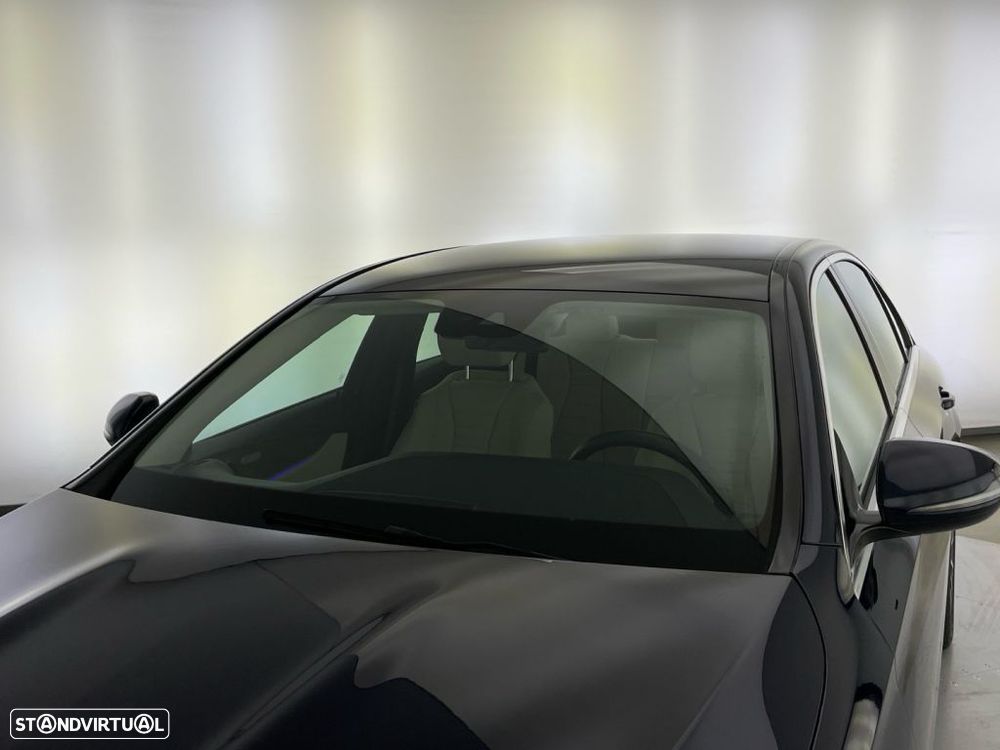 Mercedes-Benz E 300 de AMG Line - 25