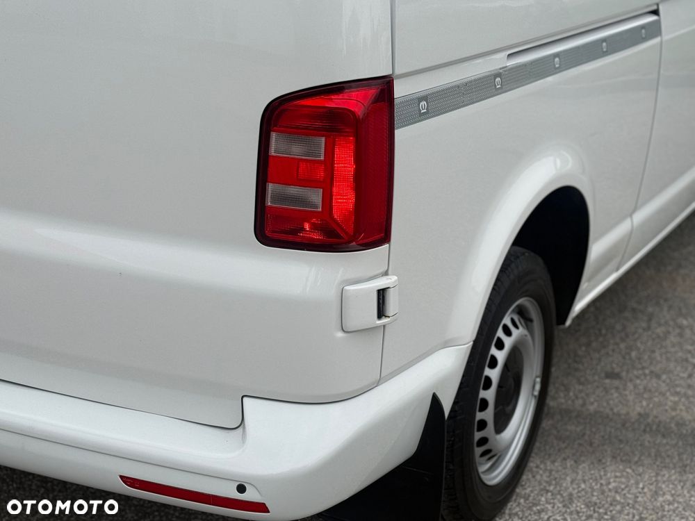 Volkswagen Transporter. LONG - 24