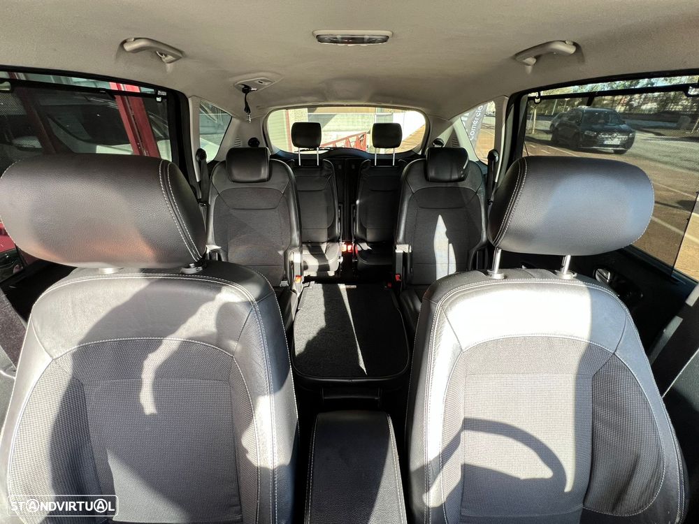 Ford S-Max 2.0 TDCi Titanium 7L - 7