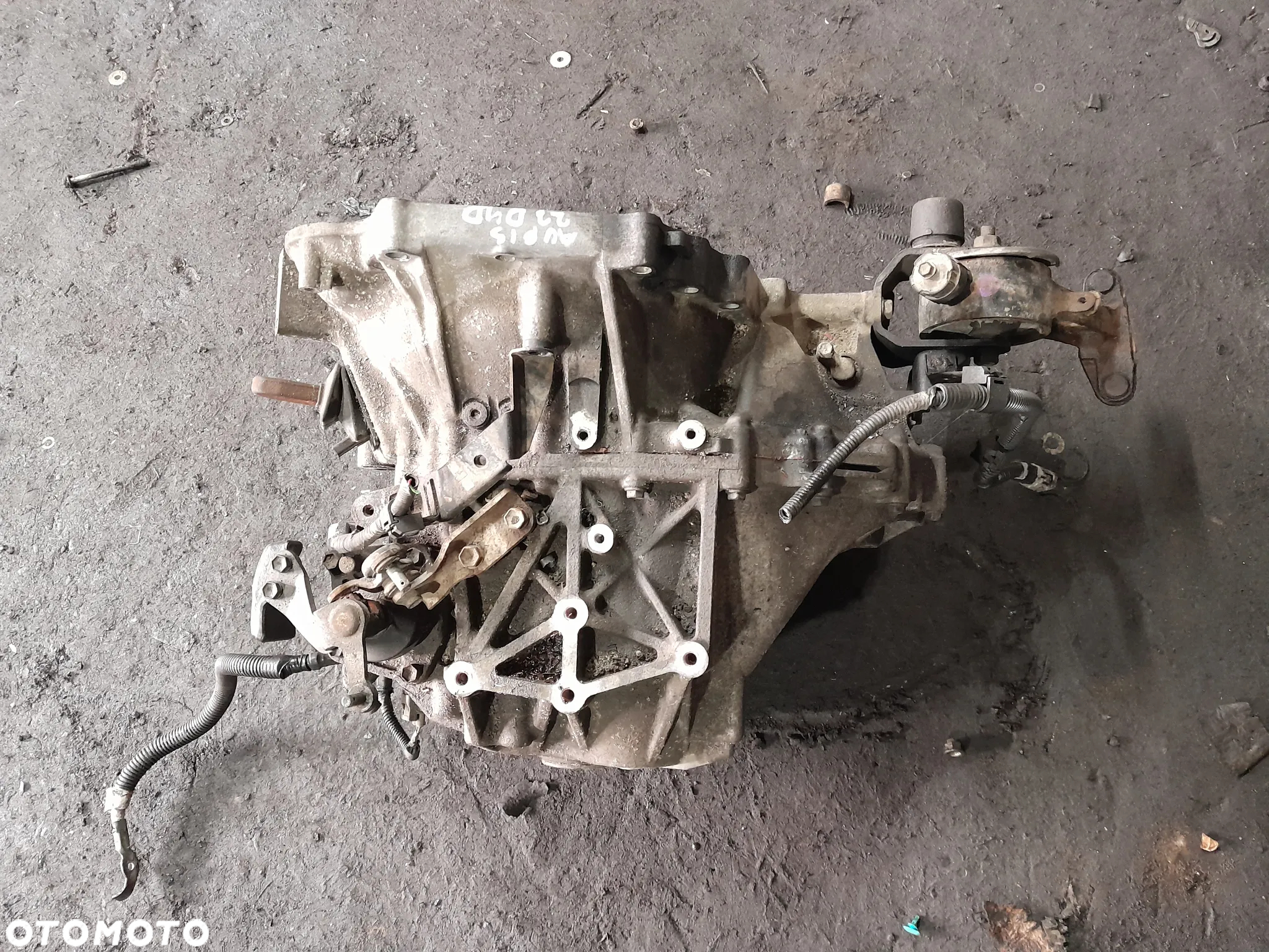 Skrzynia biegów manualna TOYOTA Auris I 2.2 D-CAT 177KM - 4