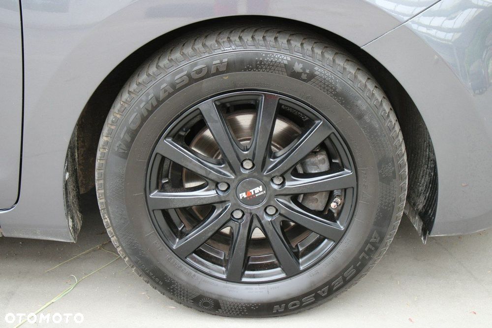 Hyundai i30 - 32