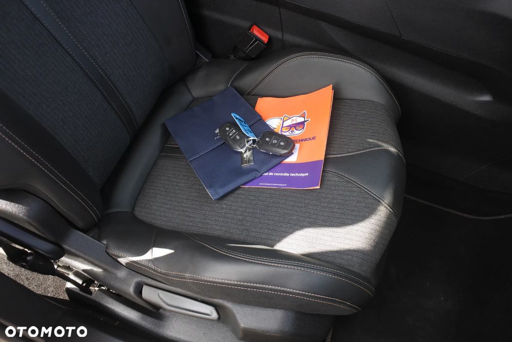 Peugeot 5008 BlueHDi 130 EAT8 GT - 7
