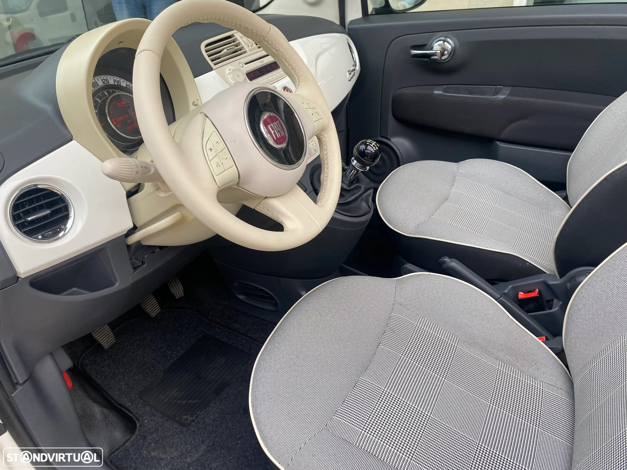 Fiat 500C 1.2 8V Lounge - 47