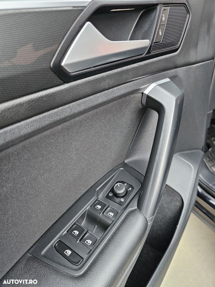 Volkswagen Tiguan 2.0 TDI SCR 4MOTION (BlueMotion Techn.) DSG Highline - 17