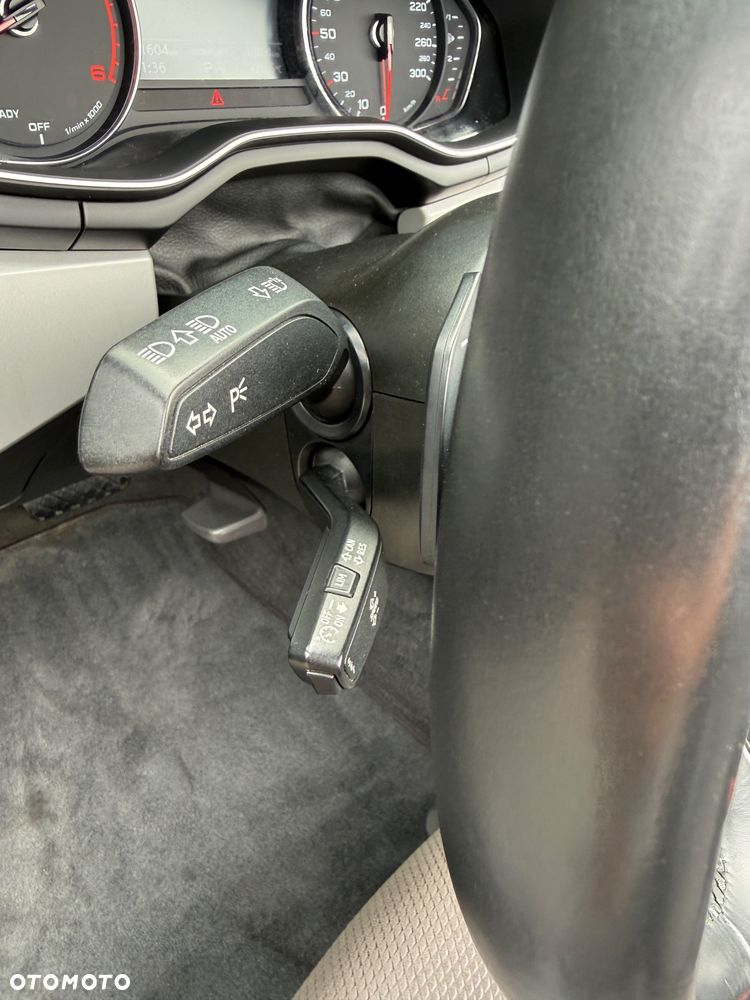 Audi A5 Cabrio 35 TDI S tronic S line - 24
