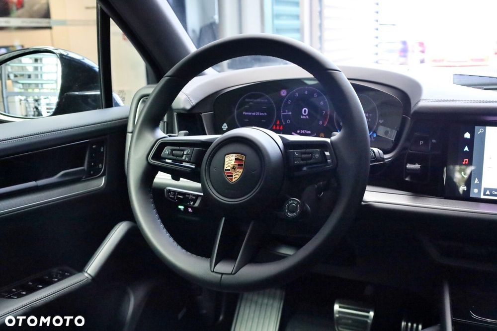 Porsche Cayenne - 15