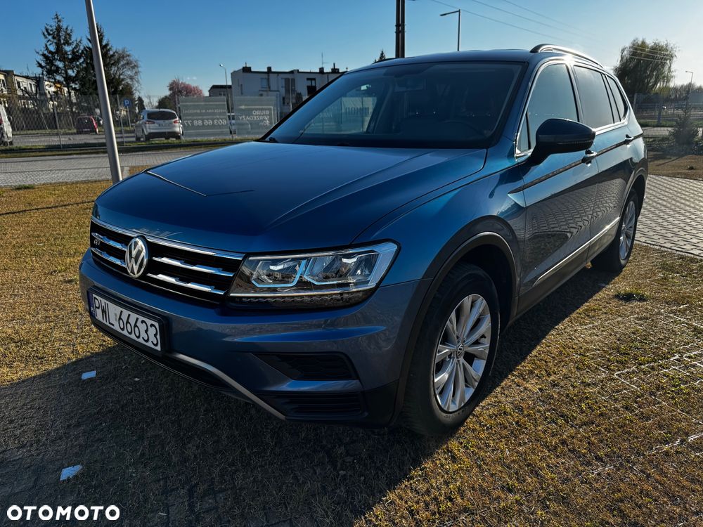 Volkswagen Tiguan - 1