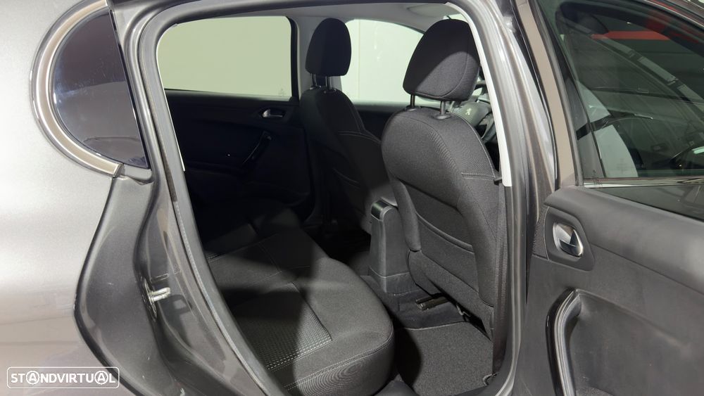 Peugeot 208 PureTech 110 Stop & Start Tech Edition - 14