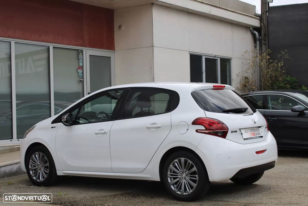 Peugeot 208 1.2 PureTech Style - 13