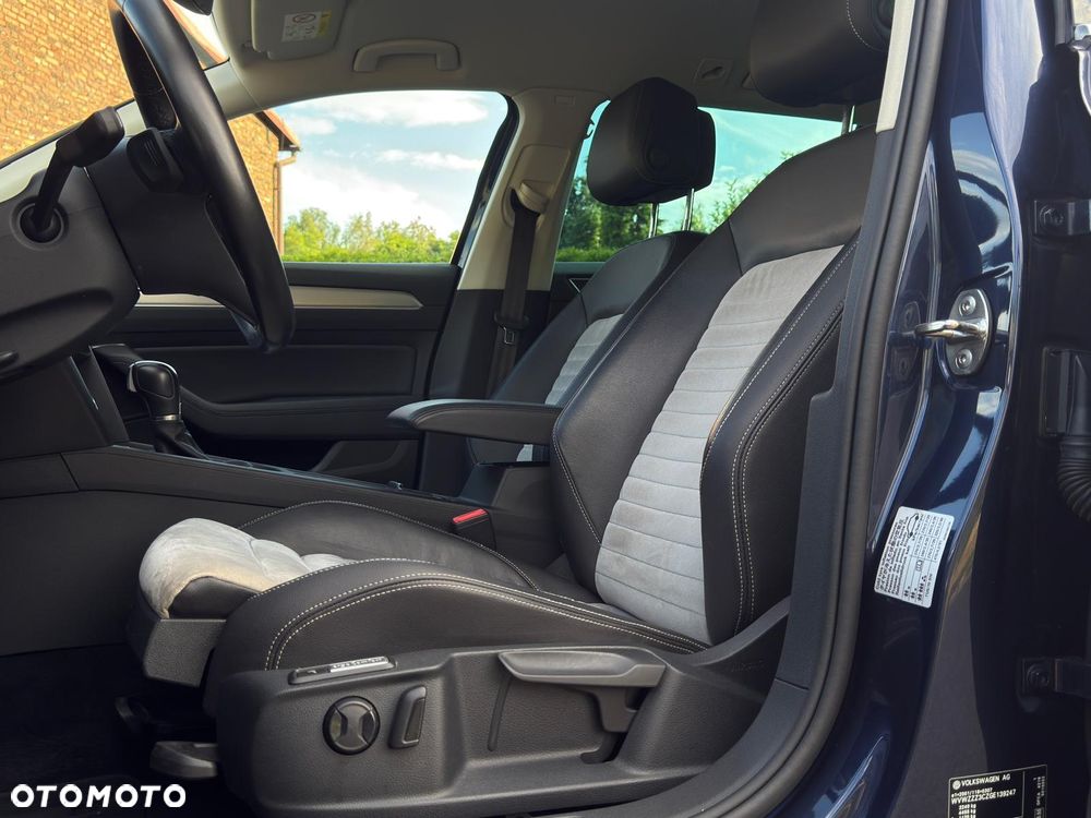 Volkswagen Passat 2.0 TDI SCR (BlueMotion Tech) 4Mot DSG Highline - 14