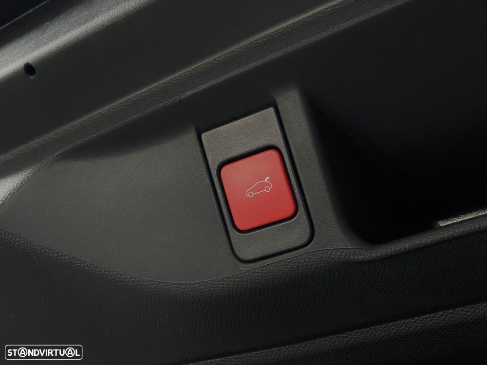 DS DS4 E-Tense Rivoli Cross EAT8 - 32