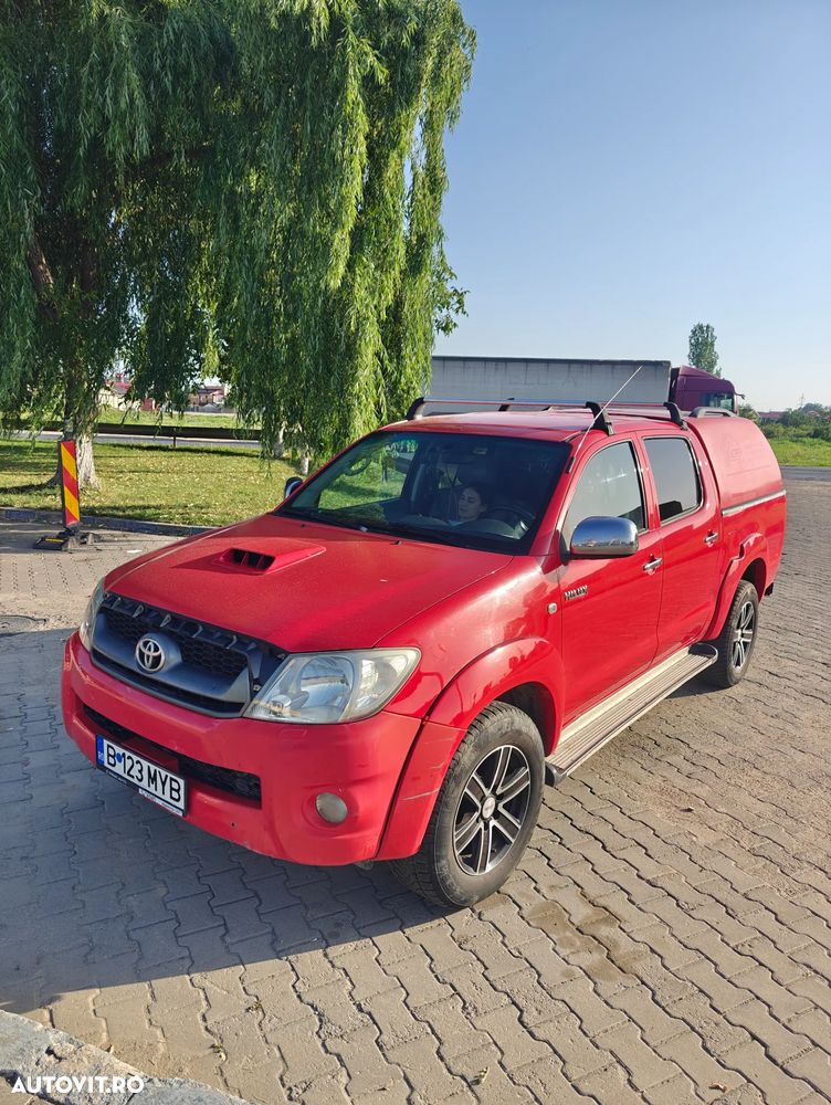 Toyota Hilux - 11