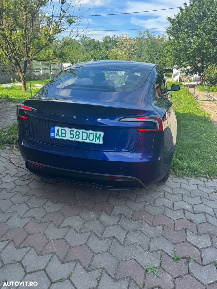 Tesla Model 3 RWD - 2