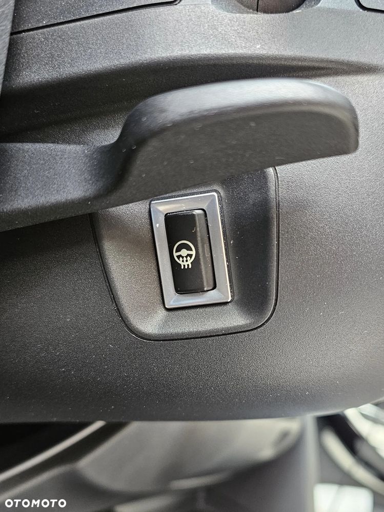 BMW Seria 3 - 17