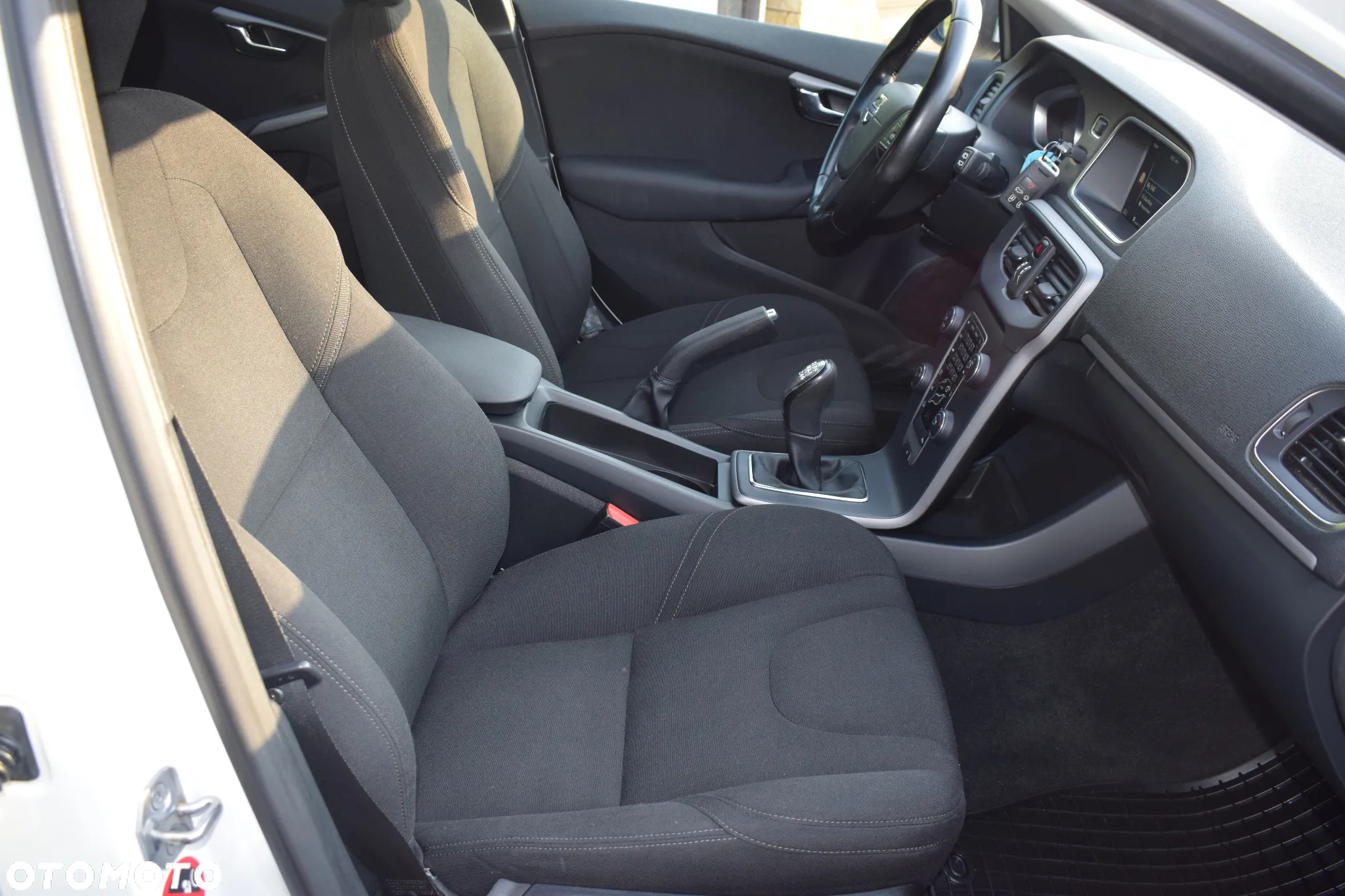 Volvo V40 D2 Momentum - 15
