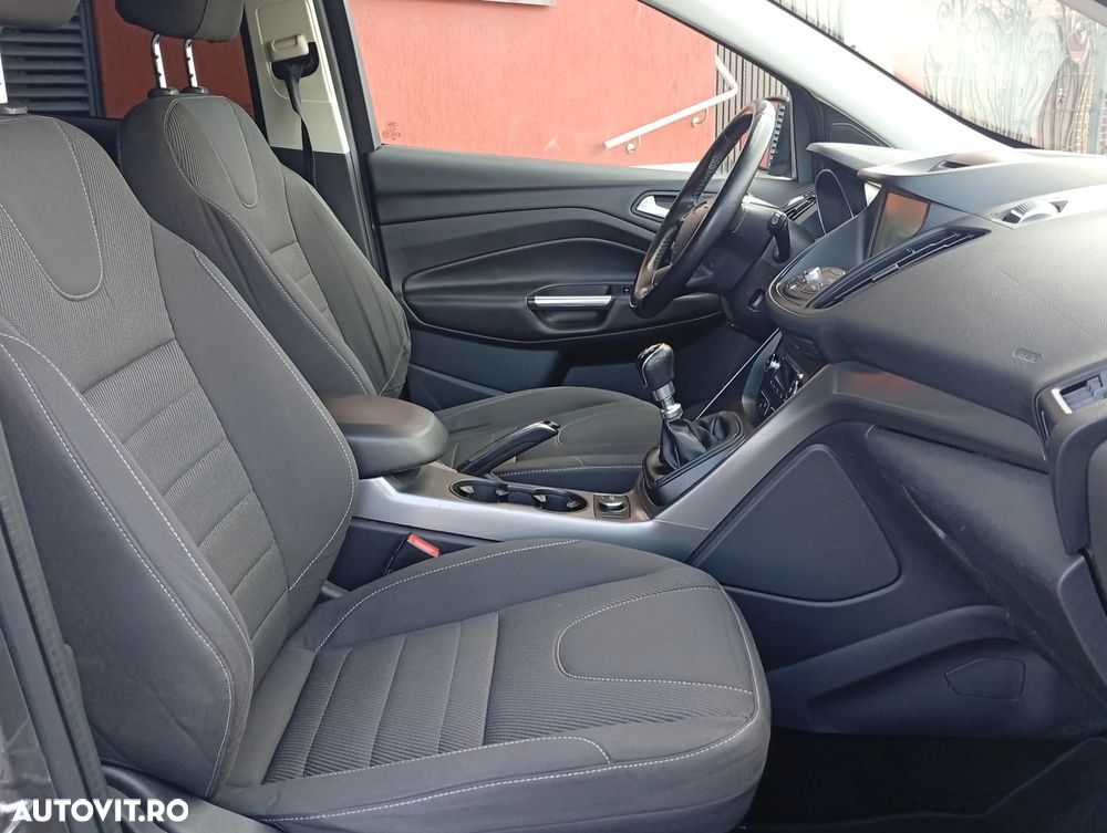 Ford Kuga 2.0 TDCi Titanium - 7