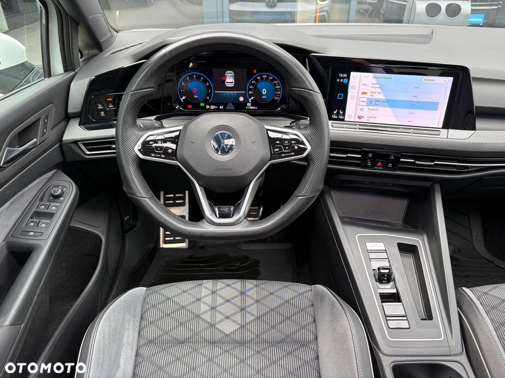 Volkswagen Golf - 12