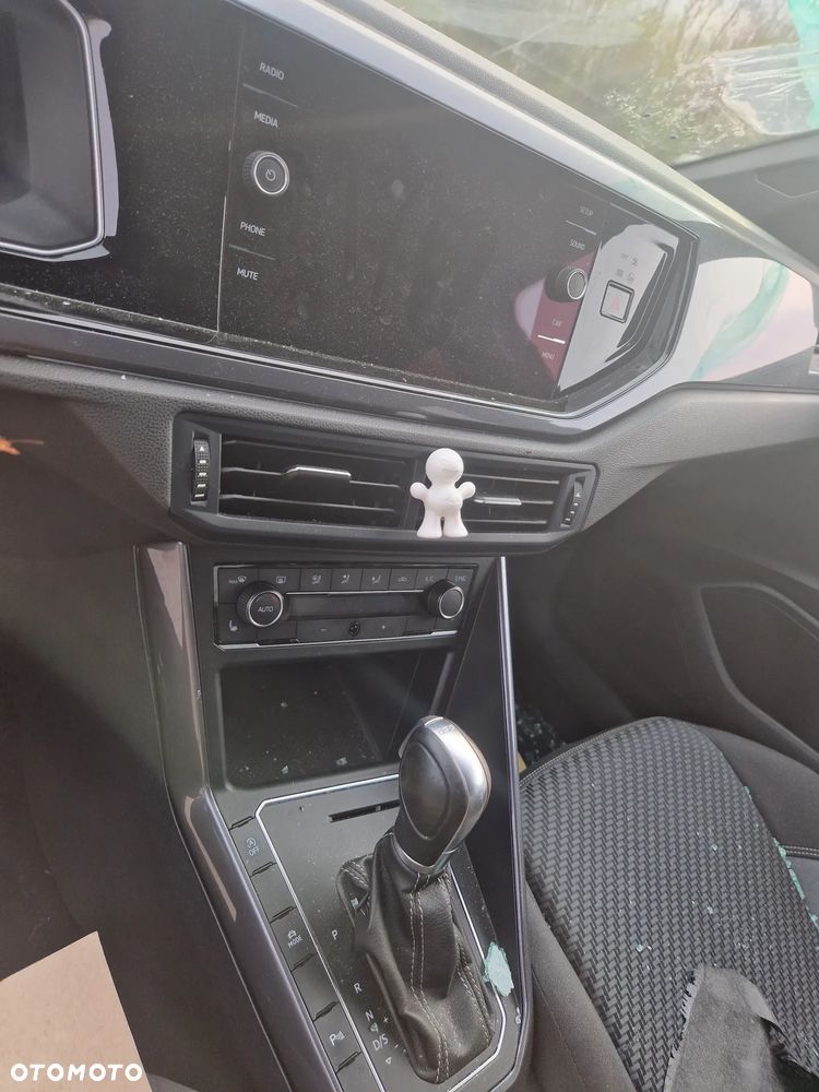 Volkswagen Polo 1.5 TSI Highline DSG - 6