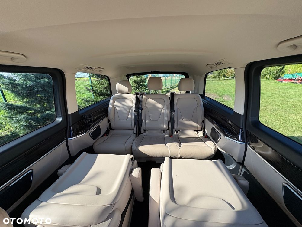 Mercedes-Benz Klasa V 300 d 4-Matic Avantgarde 9G-Tronic - 12