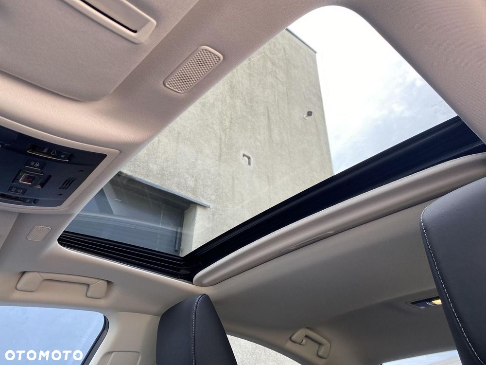 Lexus ES 300h Business Edition - 22