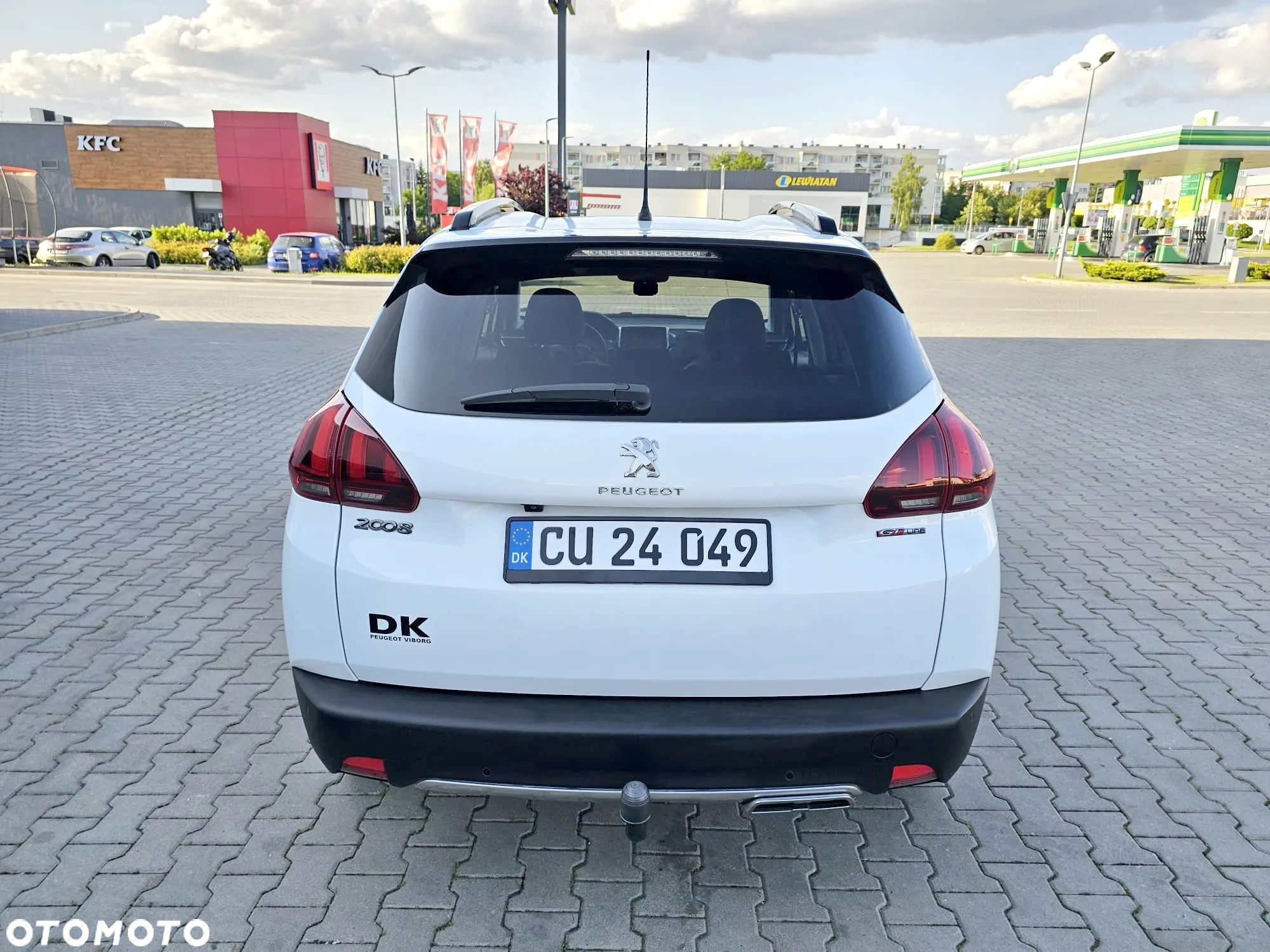 Peugeot 2008 BlueHDi FAP 120 STOP & START GT-Line Edition - 8