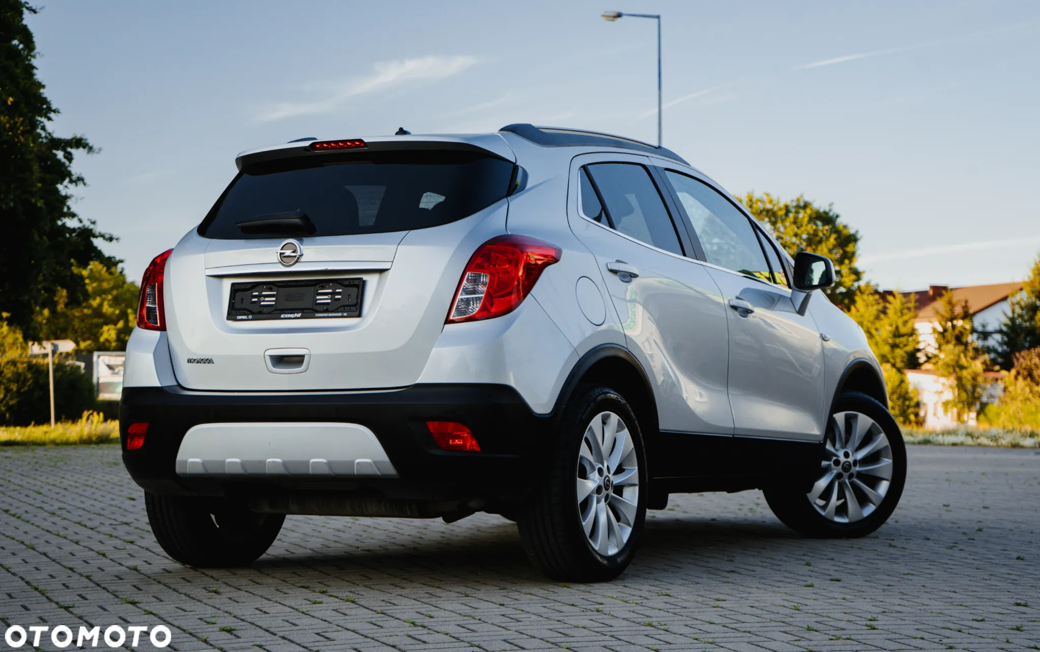 Opel Mokka 1.6 Essentia S&S - 12