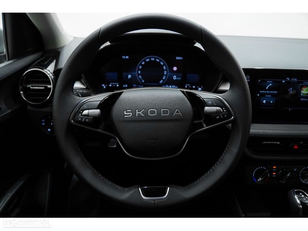 Skoda Fabia 1.0 TSI Selection DSG - 24