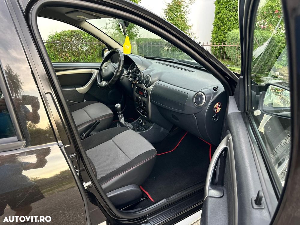 Dacia Duster 1.5 dCi 4x4 Laureate - 3