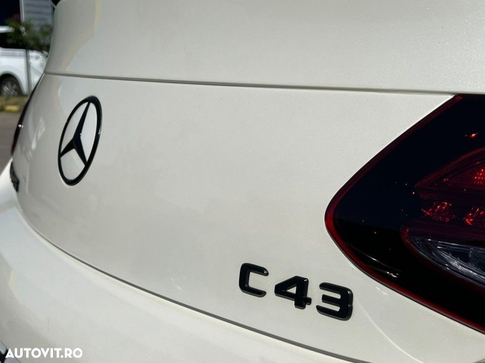 Mercedes-Benz C 43 AMG - 9
