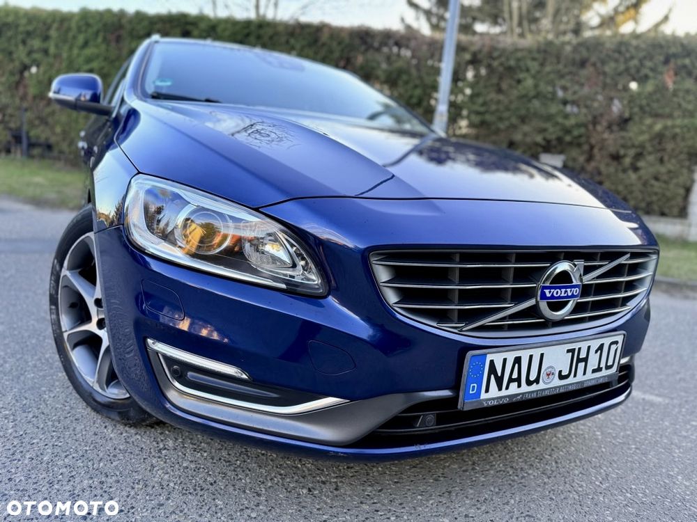 Volvo V60 D4 Ocean Race - 1