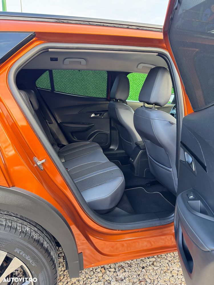 Peugeot 2008 PureTech 100 Allure - 11