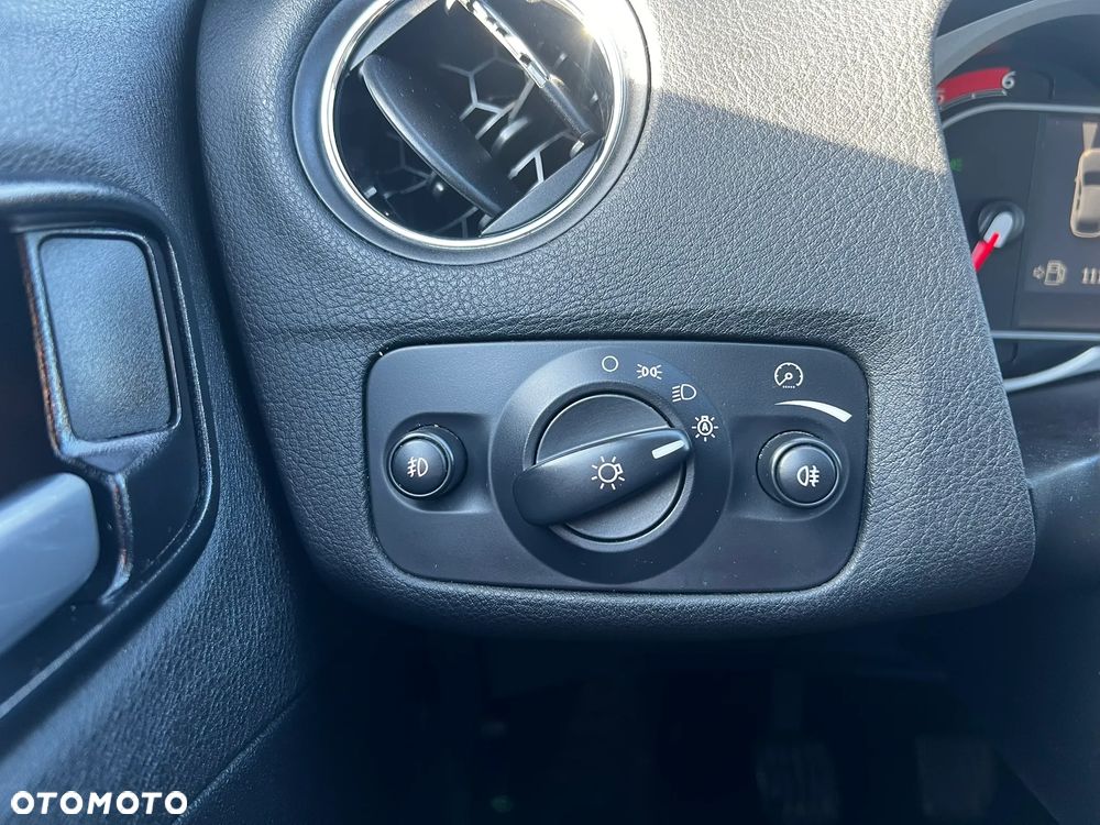 Ford Mondeo SW 2.0 TDCi Titanium X - 21