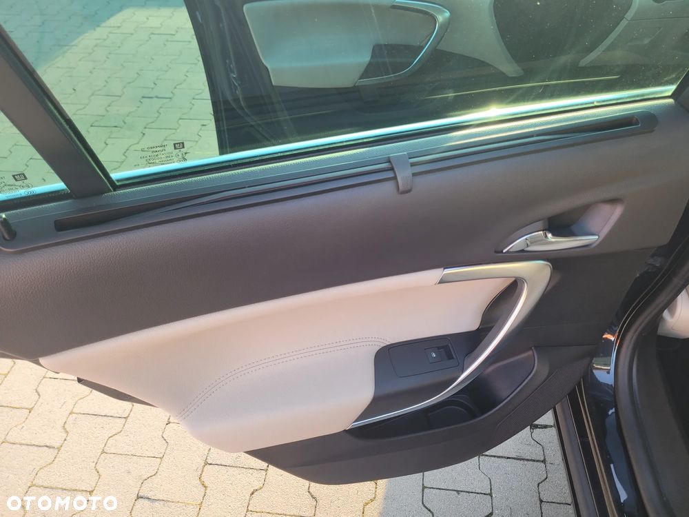 Opel Insignia - 13