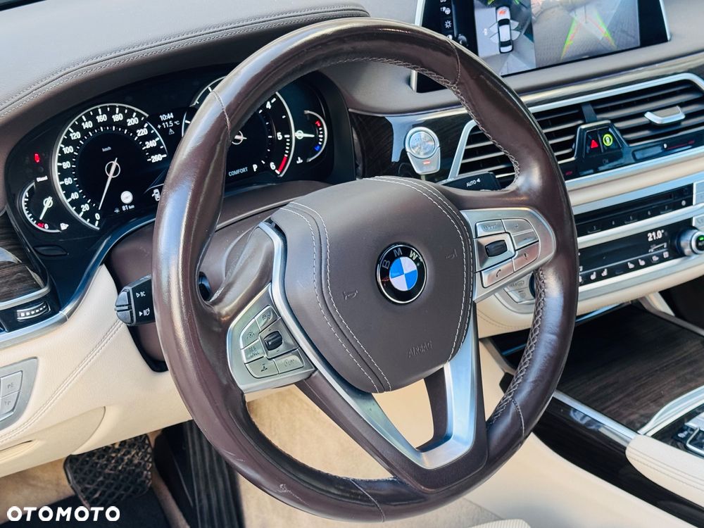 BMW Seria 7 730d - 25
