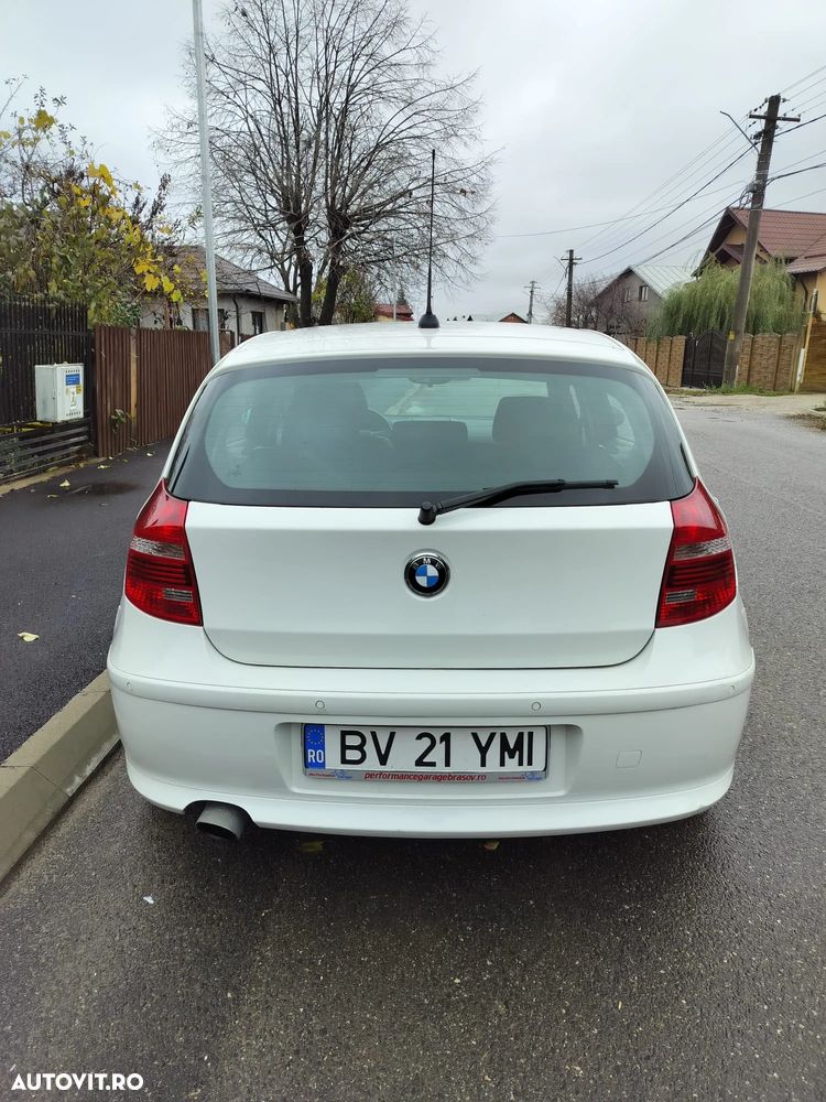 BMW Seria 1 120d DPF - 15