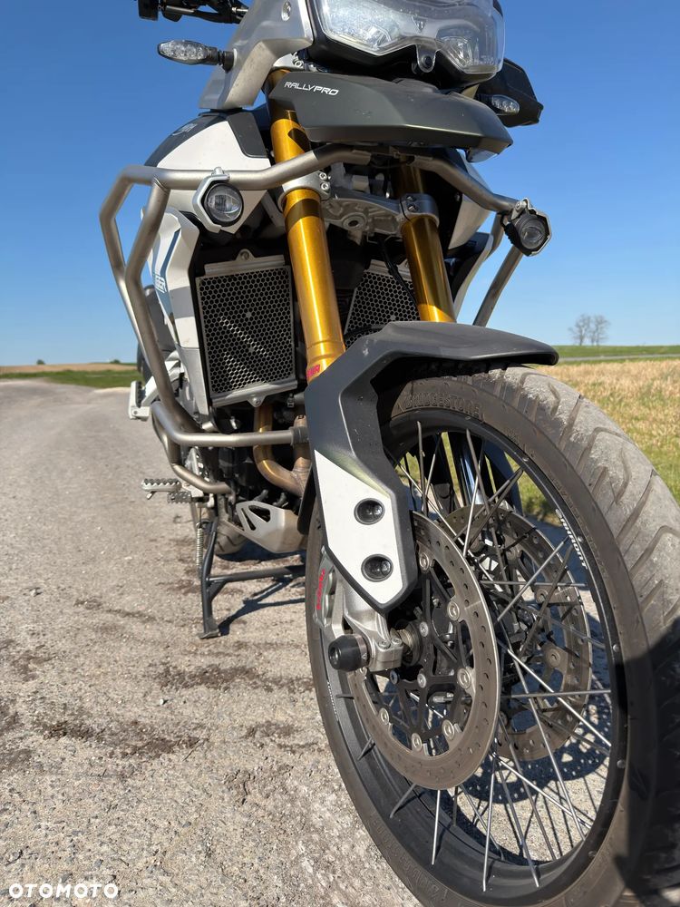Triumph Tiger - 5