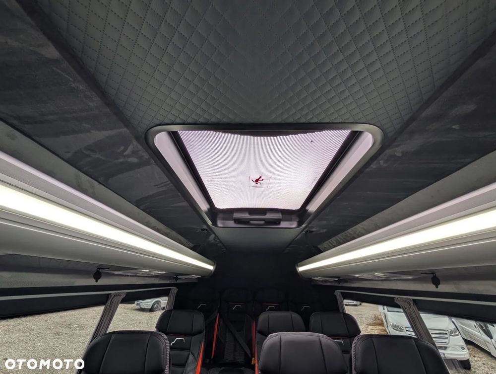Mercedes-Benz Sprinter 519 - 28