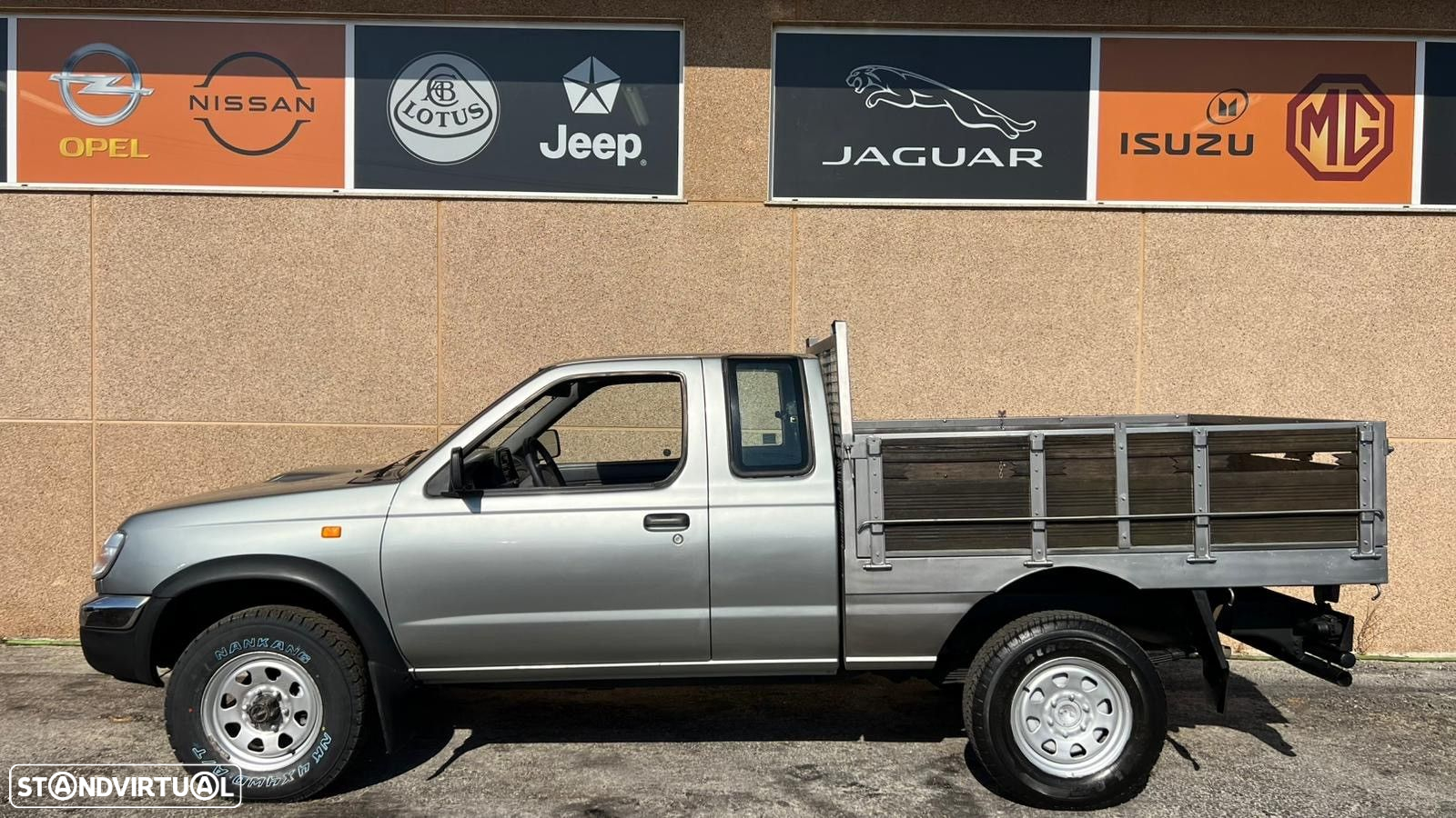 Nissan Navara - 4