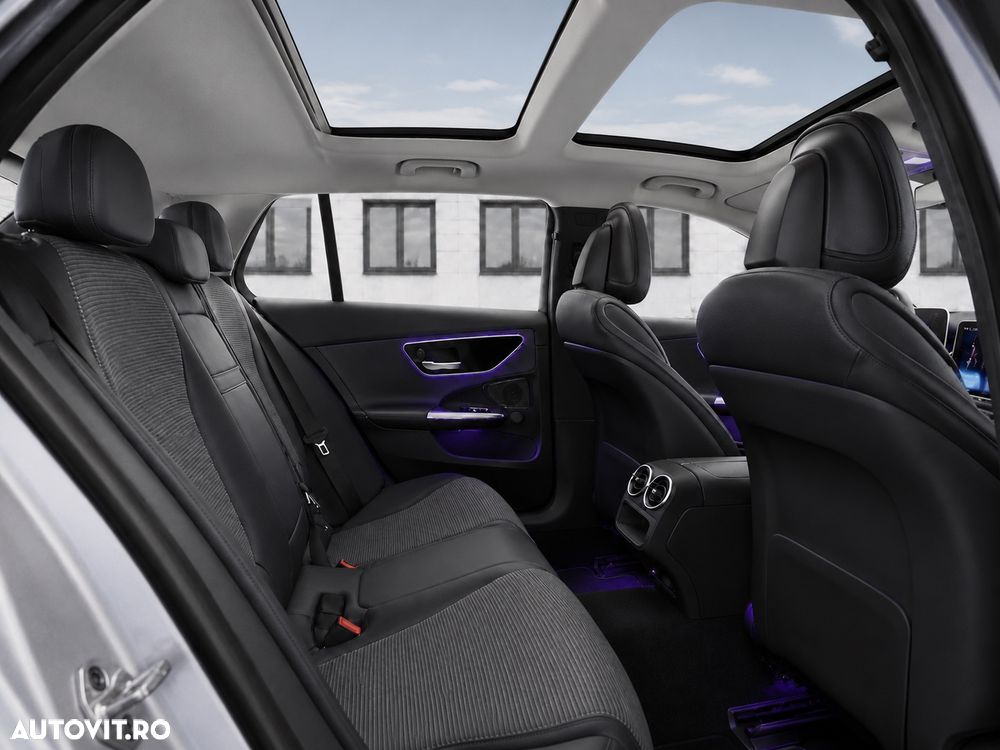 Mercedes-Benz C - 27