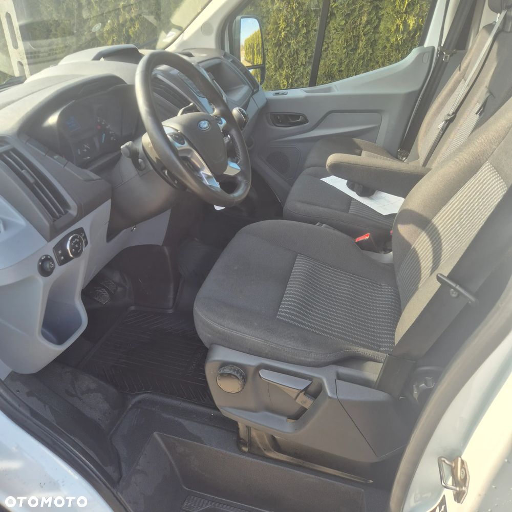 Ford Transit - 2