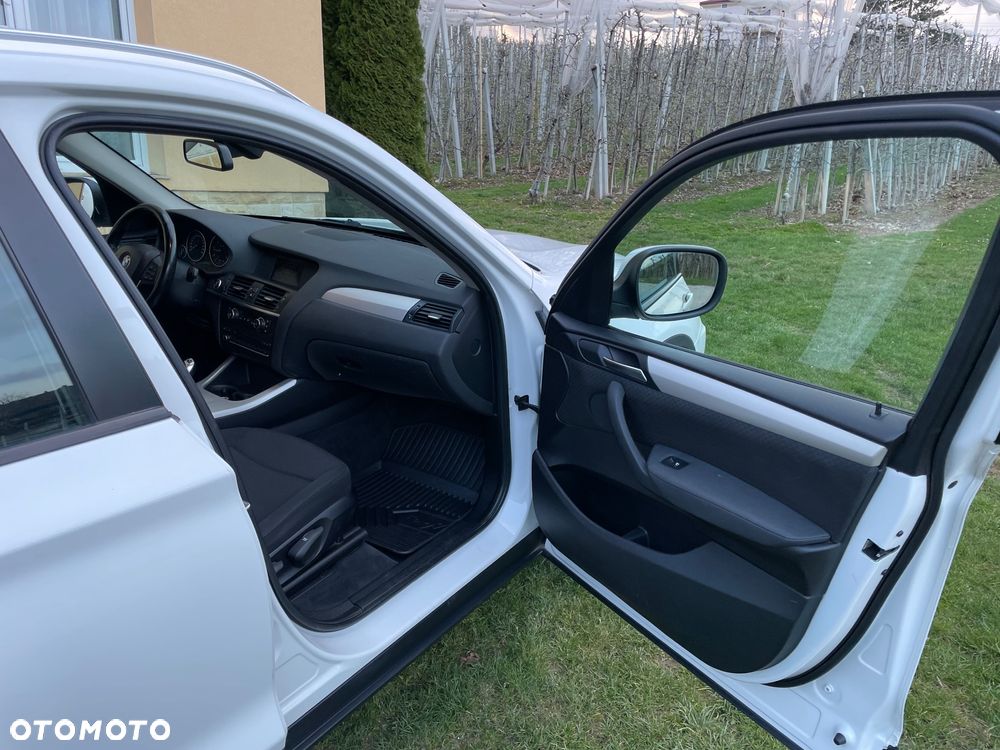 BMW X3 xDrive20d - 29