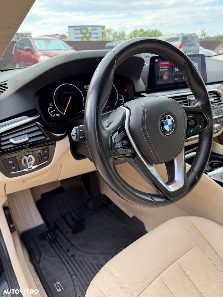 BMW Seria 5 520d xDrive AT - 7