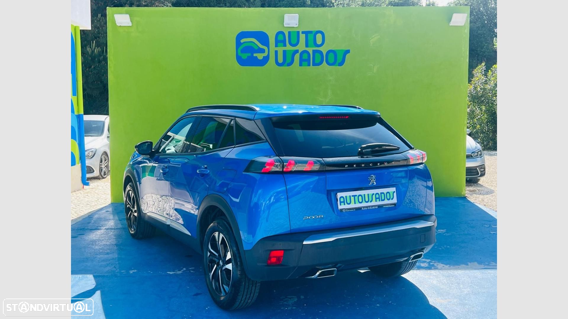 Peugeot 2008 1.2 PureTech Allure - 5