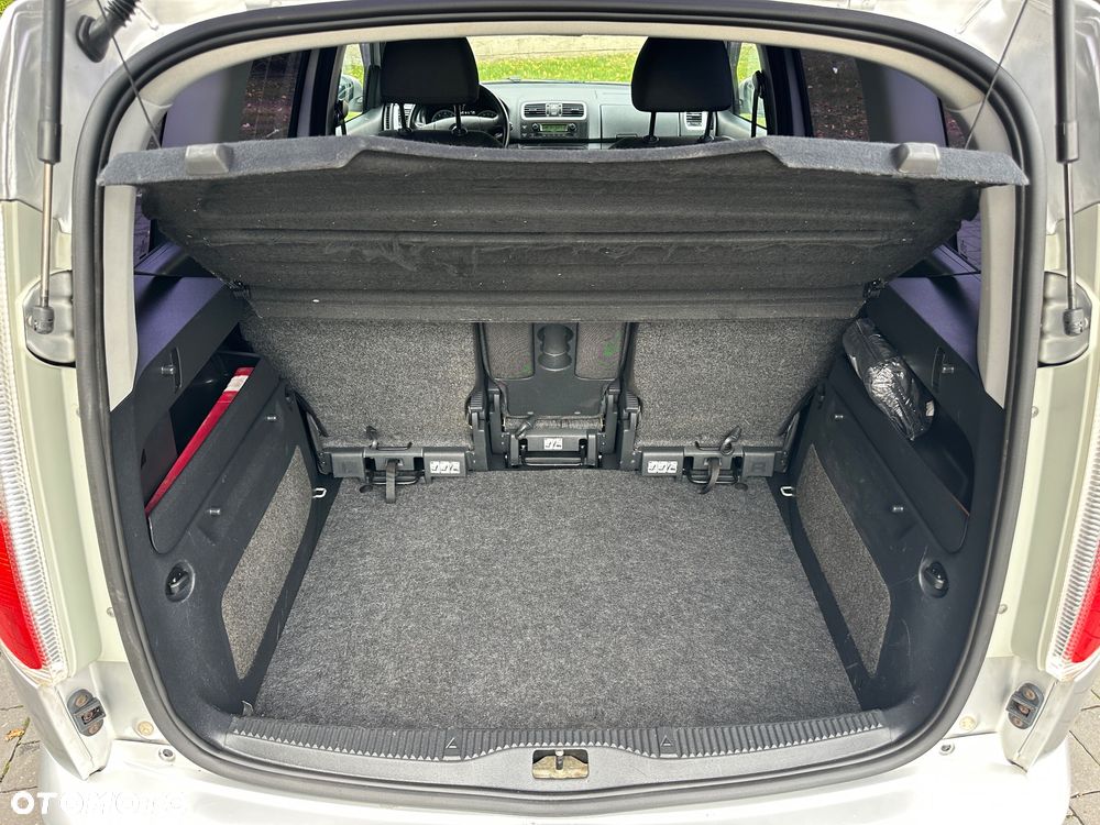 Skoda Roomster 1.4 16V Comfort - 31