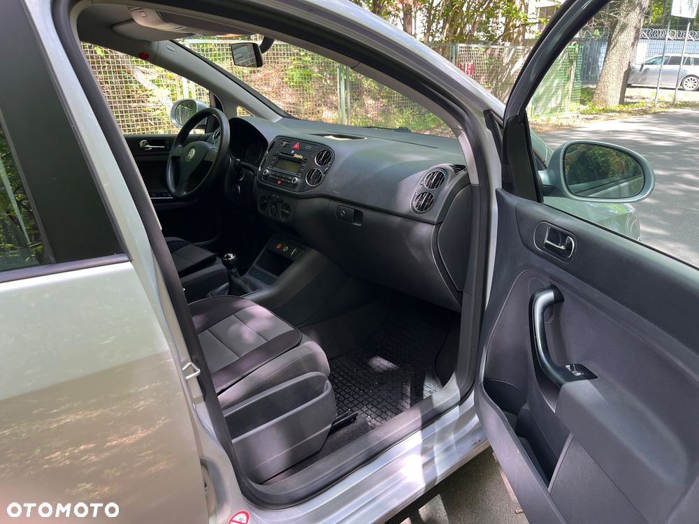 Volkswagen Golf Plus 1.9 TDI Comfortline - 9
