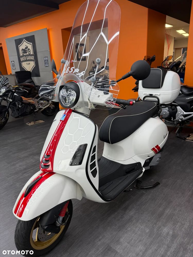 Vespa GTS - 7