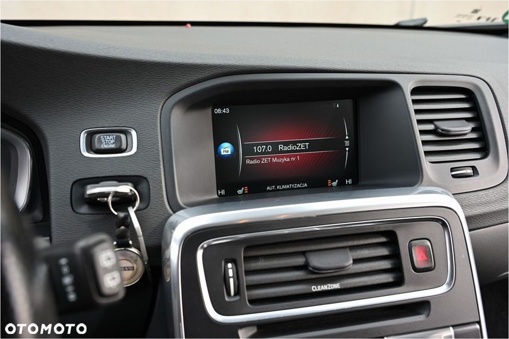 Volvo V60 D5 Geartronic RDesign - 26