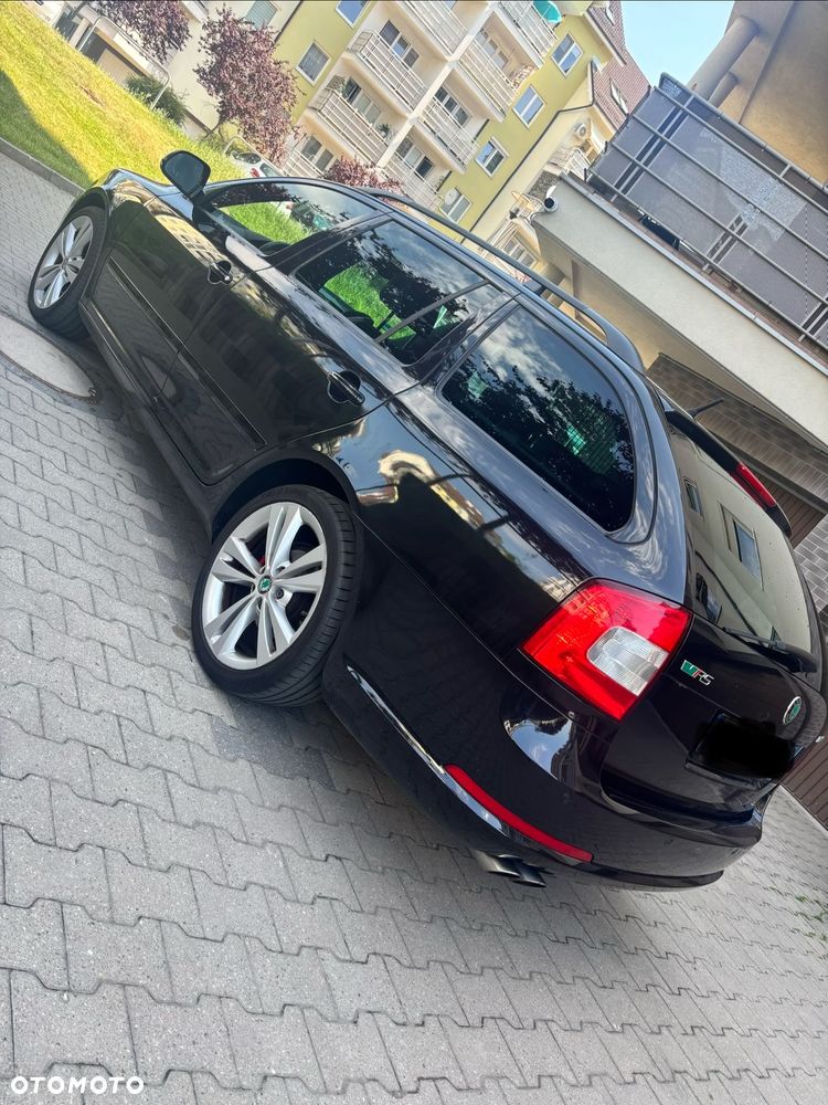 Skoda Octavia 2.0 TDI DPF RS - 4
