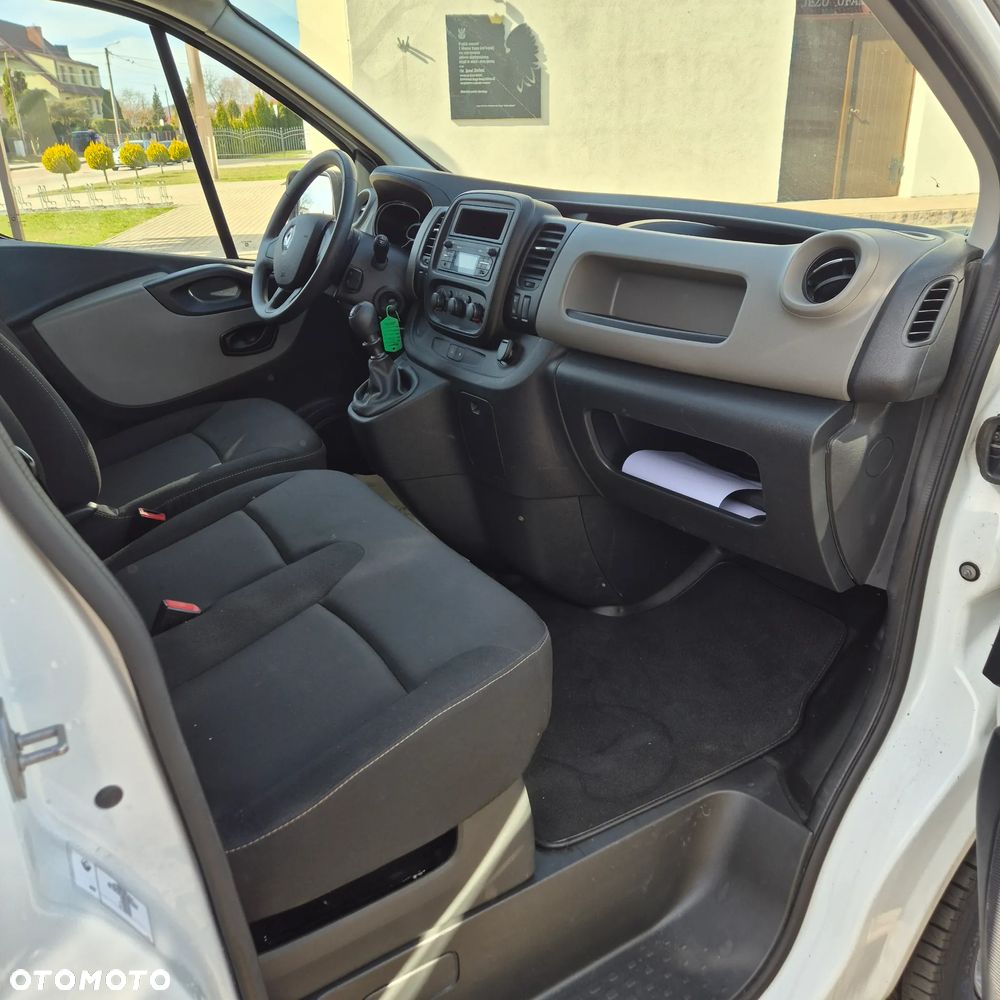 Renault Trafic - 11