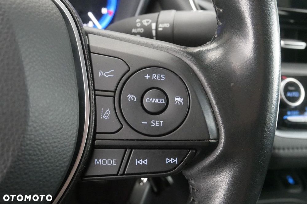Toyota Corolla - 24